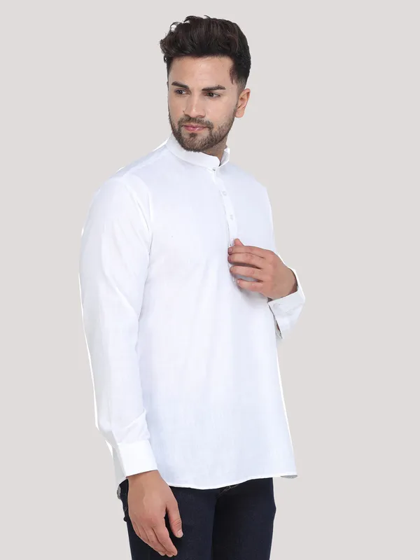 White_Casual_Cotton_Short_Kurta_For_Men