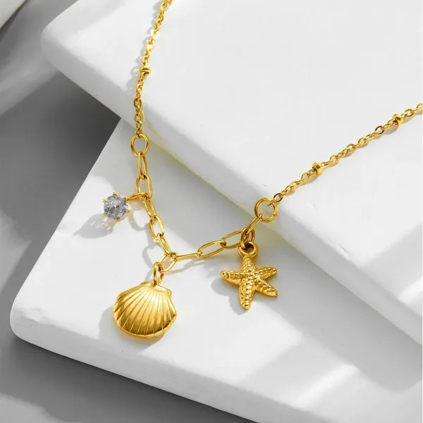 Charms_Style_Sea_Shell_&_Starfish_Pendant_Chain_with_Zircon_|_PVD_Gold_Plated_Stainless_Steel_|_Blackbox_Jewelleries