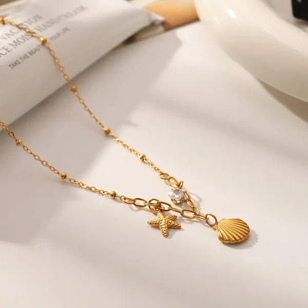 Charms_Style_Sea_Shell_&_Starfish_Pendant_Chain_with_Zircon_|_PVD_Gold_Plated_Stainless_Steel_|_Blackbox_Jewelleries