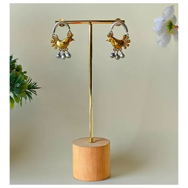 Silver_Look_Alike_Hanging_Bird_Design_Dual_Tone_Stud_for_Women_&_Girls