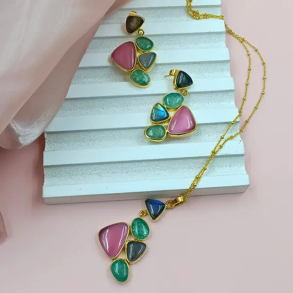 Pink_&_Green_Natural_Stone_Pendant_Set_With_High_Quality_Gold_Plating_For_Women,_Girl