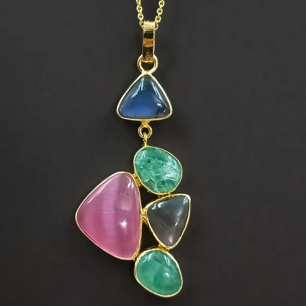 Pink_&_Green_Natural_Stone_Pendant_Set_With_High_Quality_Gold_Plating_For_Women,_Girl