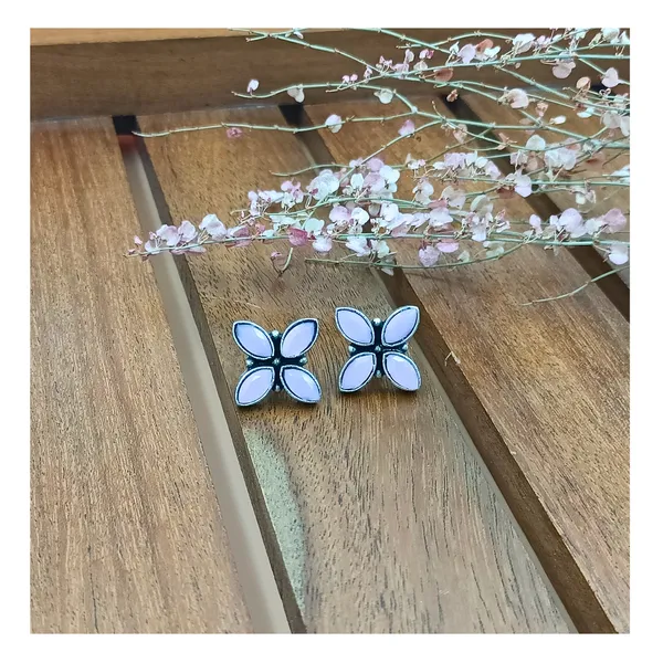 Floral_Designed_Oxidised_Earrings_With_Pink_Synthetic_Stone_For_Women_&_Girls,_Stylish_Fashinable_Earrings