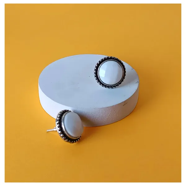 Circular_Design_White_colour_Silver_Look_Alike_Oxidized_Stud_for_Girls_&_Women,_Stylish,_Fashionable_Earring