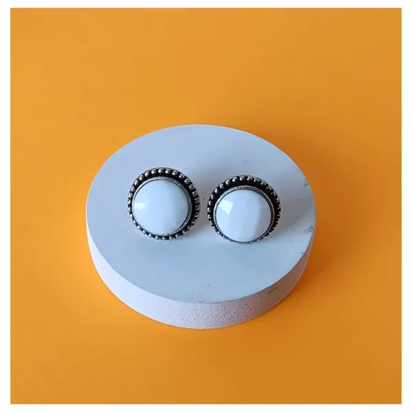 Circular_Design_White_colour_Silver_Look_Alike_Oxidized_Stud_for_Girls_&_Women,_Stylish,_Fashionable_Earring