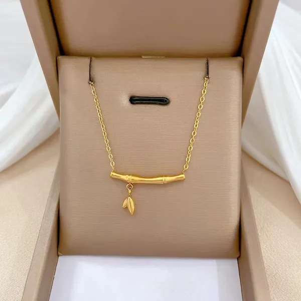 Beautiful_Bamboo_shape_stainless_steel_pendant_necklace_For_Women_&_Girls,_Stylish_Fashionable_Western_Jewellery