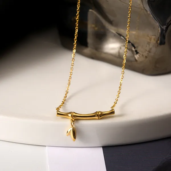 Beautiful_Bamboo_shape_stainless_steel_pendant_necklace_For_Women_&_Girls,_Stylish_Fashionable_Western_Jewellery