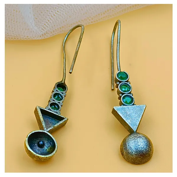 Arrow_Shaped_Oxidised_Dangler_with_green_stone_for_Women_&_Girls,_Stylish_fashionable_earring
