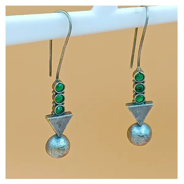 Arrow_Shaped_Oxidised_Dangler_with_green_stone_for_Women_&_Girls,_Stylish_fashionable_earring