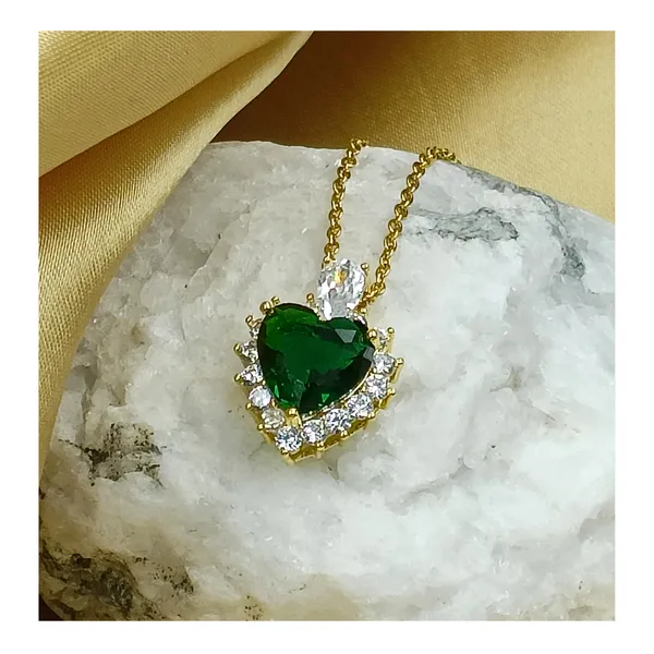Heart_shape_High_Grade_Green_&_White_Zircon_Pendant_Chain_For_Girls_&_Women,_Fashionable_Stylish_western_jewellery