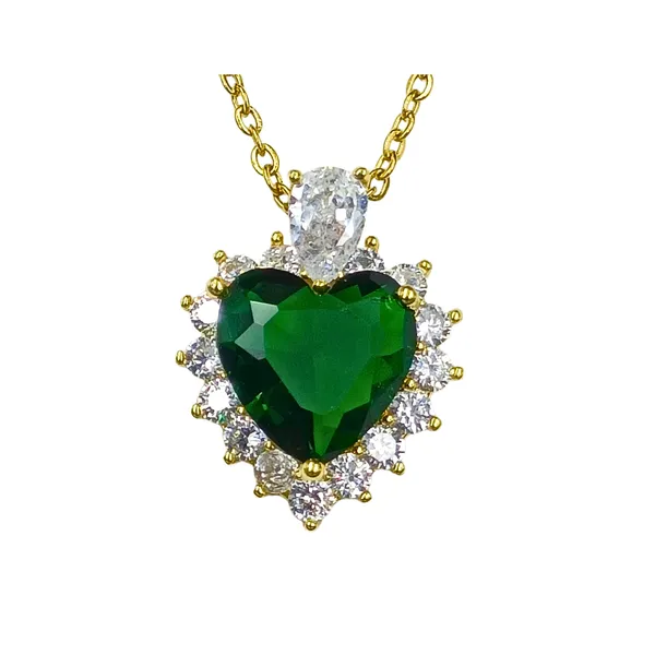Heart_shape_High_Grade_Green_&_White_Zircon_Pendant_Chain_For_Girls_&_Women,_Fashionable_Stylish_western_jewellery