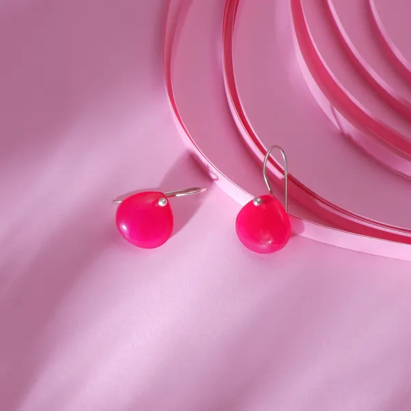 Stylish_Vibrant_Pink_Colour_Fuchsia_Chalcedony_Dangler_for_Girls_&_Women,_Natural_Stone_jewellery,_Gemstone_Jewellery