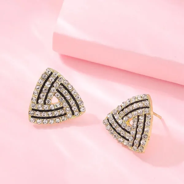White_Triangle_Stud_Earrings_Fashion_Stud_Earrings_Korean_Earring_Fashion_Charm_Jewelry