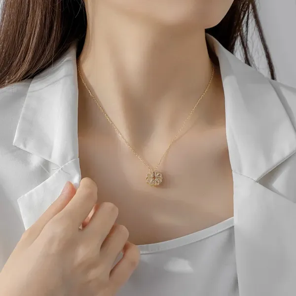 Magnetic_Four-Leaf_Clover_Heart_Necklace_|_2-in-1_Stainless_Steel_Gold_plated_Pendant_Chain_|_Women's_Trendy_&_Lucky_Charm_Jewelry