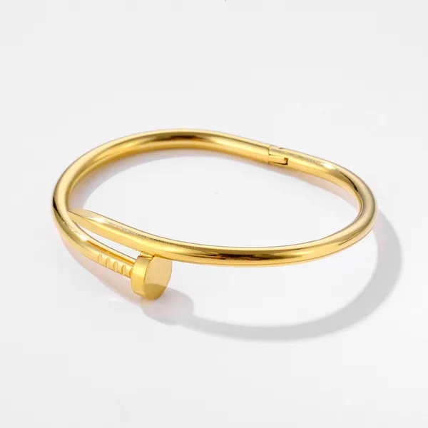 Classic_Design_Nail_Style_Stainless_Steel_Bracelet_For_Women_&_Girls