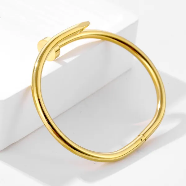 Classic_Design_Nail_Style_Stainless_Steel_Bracelet_For_Women_&_Girls
