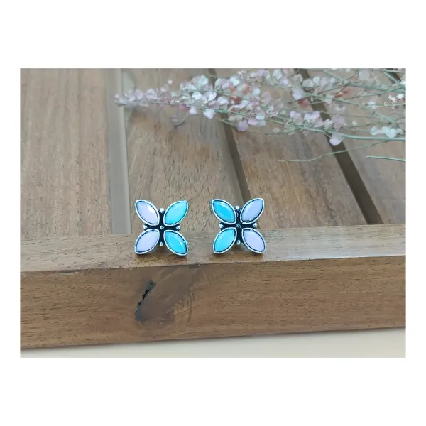 Simple_Floral_Petals_Design_Pink_&_Blue_Oxidised_Stud_for_women_&_girls,_Stylish_Fashionable_Earring