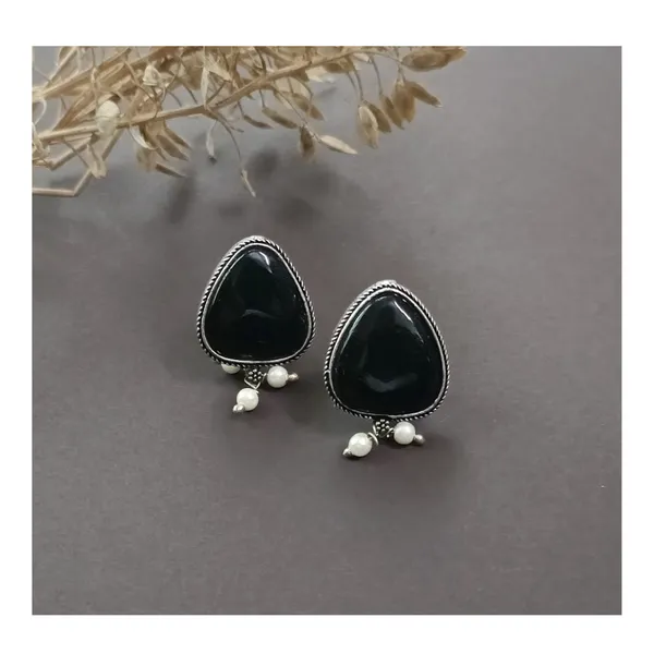 Black_Triangular_Shape_Simple_Design_Black_Synthetic_Stone_With_Pearl_Drop_Oxidized_Stud_For_Women_&_Girls