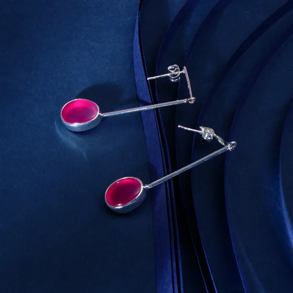Drop_style_Long_Fuchsia_Chalcedony_earring_for_Girls_&_Women,_Stylish_Fashionable_Earring