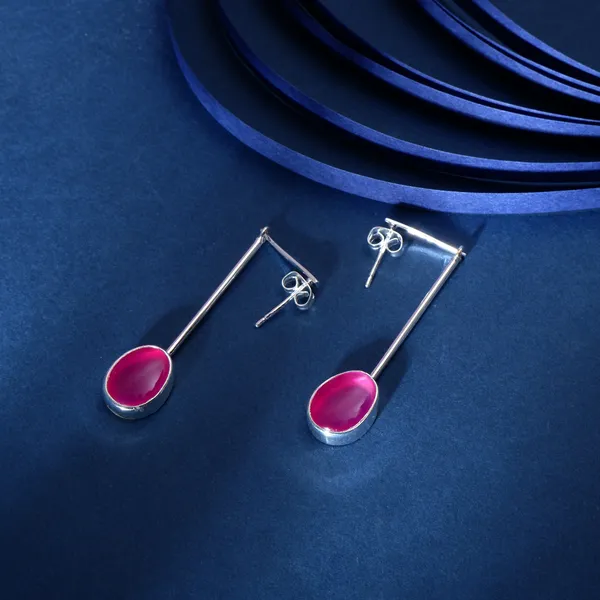 Drop_style_Long_Fuchsia_Chalcedony_earring_for_Girls_&_Women,_Stylish_Fashionable_Earring