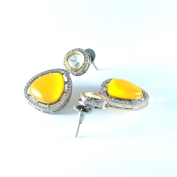 Stylish_Yellow_colour_triangular_shape_Kundan_Earing_for_Women,_Traditional,_Fashionable_Jewelleries