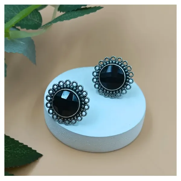 Black_Oxidised_Floral_Design_With_Black_Circular_Shape_Stone_Stud_For_Women_&_Girls