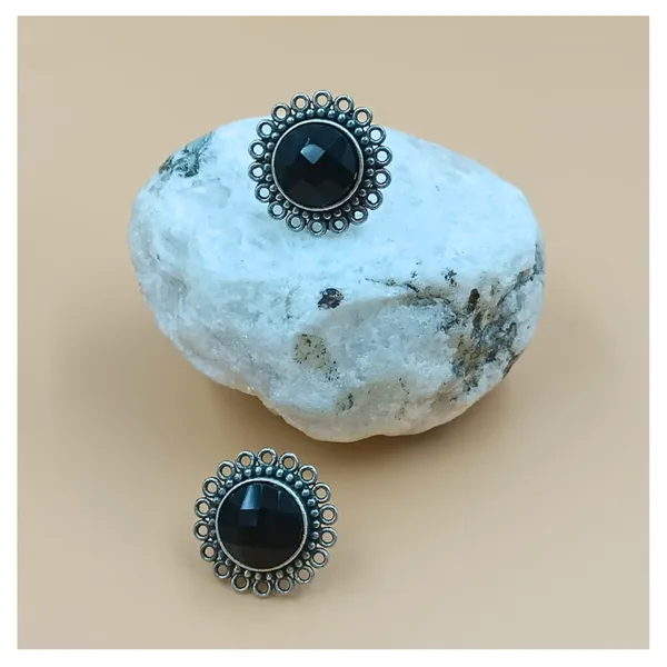 Black_Oxidised_Floral_Design_With_Black_Circular_Shape_Stone_Stud_For_Women_&_Girls