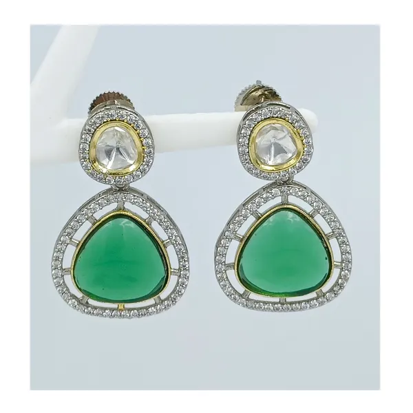 Marvelous_Green_colour_Kundan_Earing_for_Women_&_Girls,_Traditional_Stylish_earrings