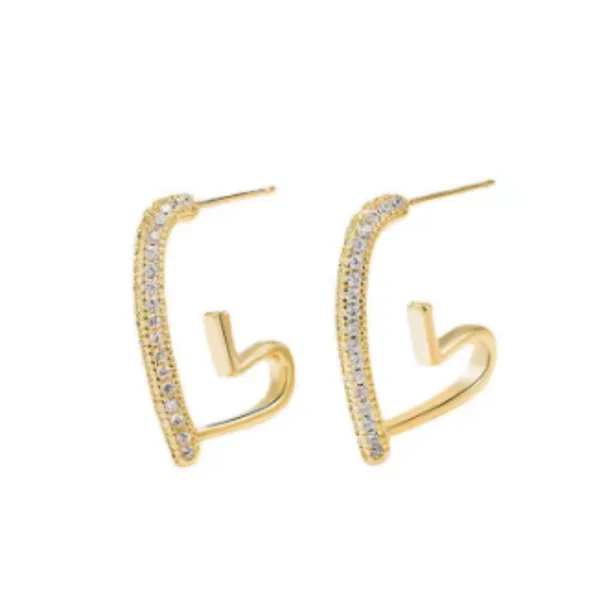 Large_Heart_Shape_Cubic_Zirconia_studded_C_Style_Designer_Korean_Earring,_Stylish_Fashionable_Western_earring