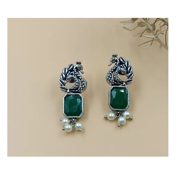 Peacock_Design_Rectangle_Shape_Green_Colour_Stylish_fashionable_Oxidised_Stud_for_Women_&_Girls