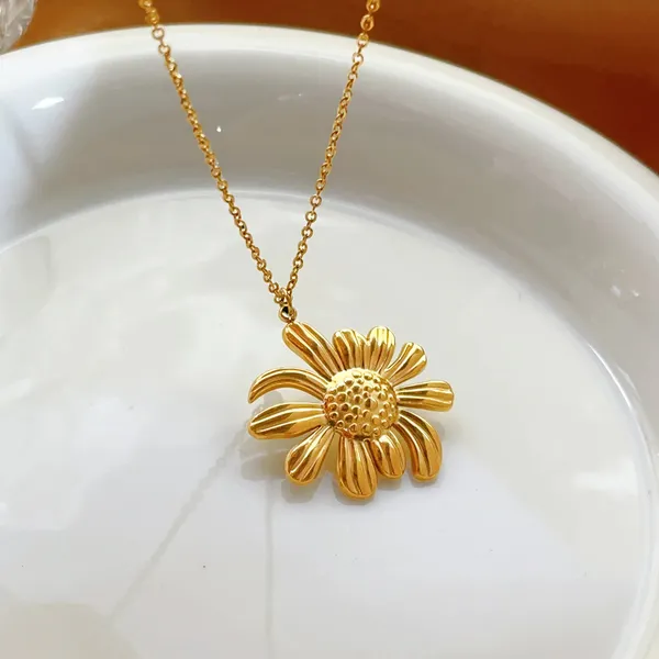 Gold_Plated_Stainless_Steel_Jewelry_Set_-_Necklace_&_Stud_Earrings
