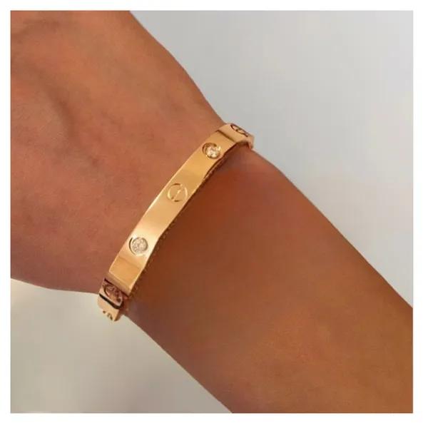 Luxury_Designer_Screw_&_Zircon_Studded_Stailess_Steel_Bracelet_For_Women_&_Girls