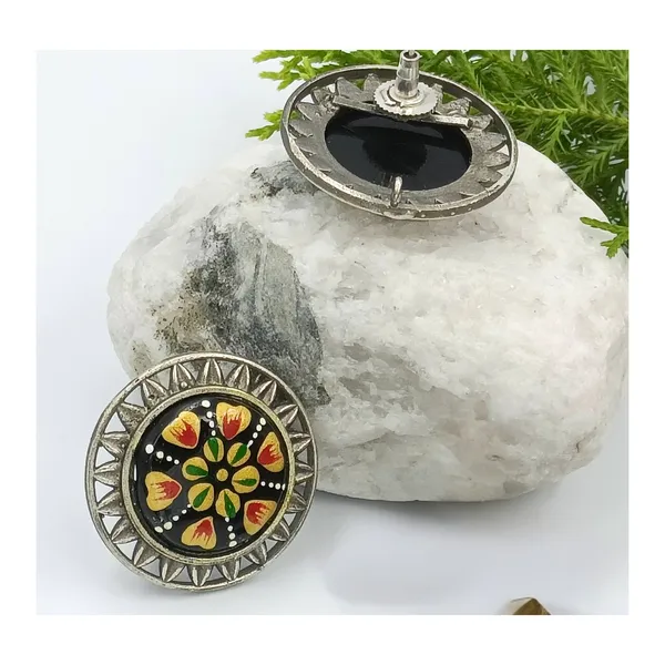 Black_Silver_Look_Alike_Minakari_Hand_Painted_Stud_For_Women_&_Girls
