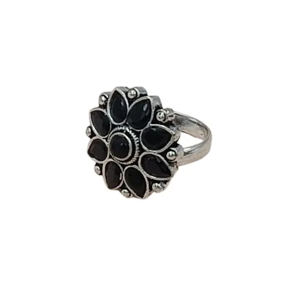 Black_Floral_Design_Oxidised_Pendant_Set_Studded_With_Premium_Quality_Black_Glass_Stone_For_Girls_&_Women
