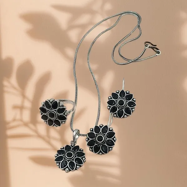 Black_Floral_Design_Oxidised_Pendant_Set_Studded_With_Premium_Quality_Black_Glass_Stone_For_Girls_&_Women