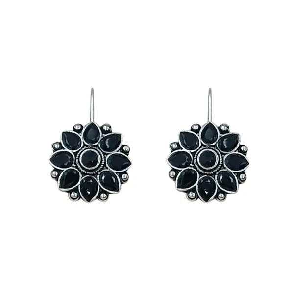 Black_Floral_Design_Oxidised_Pendant_Set_Studded_With_Premium_Quality_Black_Glass_Stone_For_Girls_&_Women