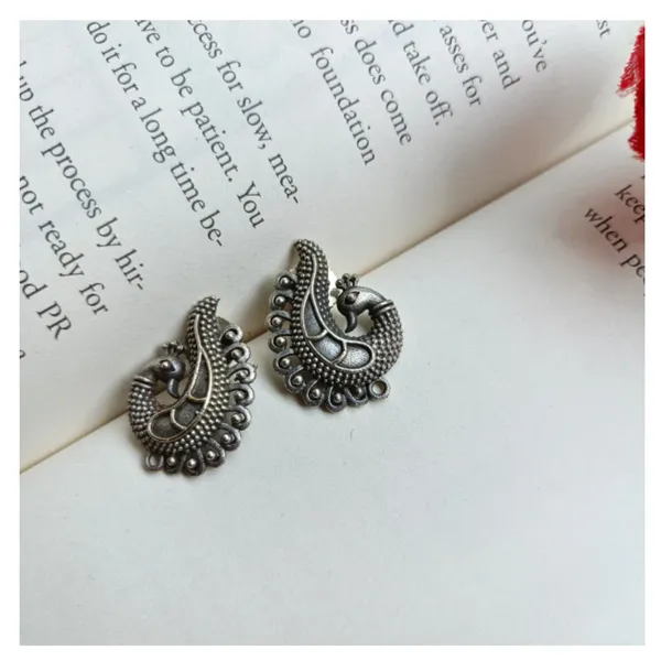 Crafted_Peacock_Style_Oxudized_Stud_for_Women_&_Girls,_Stylish_Fashionable_Trendy_earring