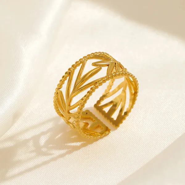 Vintage_Gold_Leaf_Ring_|_Adjustable_Stainless_Steel_|_Nature_Inspired_Jewelry_for_Women_&_Girls