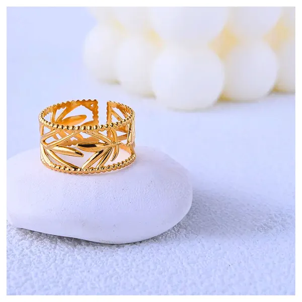Vintage_Gold_Leaf_Ring_|_Adjustable_Stainless_Steel_|_Nature_Inspired_Jewelry_for_Women_&_Girls