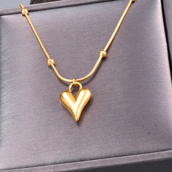 Gold_3D_Heart_Stainless_Steel_Pendant_Necklace_for_Women_&_Girls