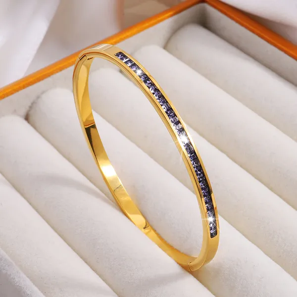 Green_Free_Size_Stainless_Steel_Designer_Bracelets_With_Green_Zircon_For_Girls_&_Women