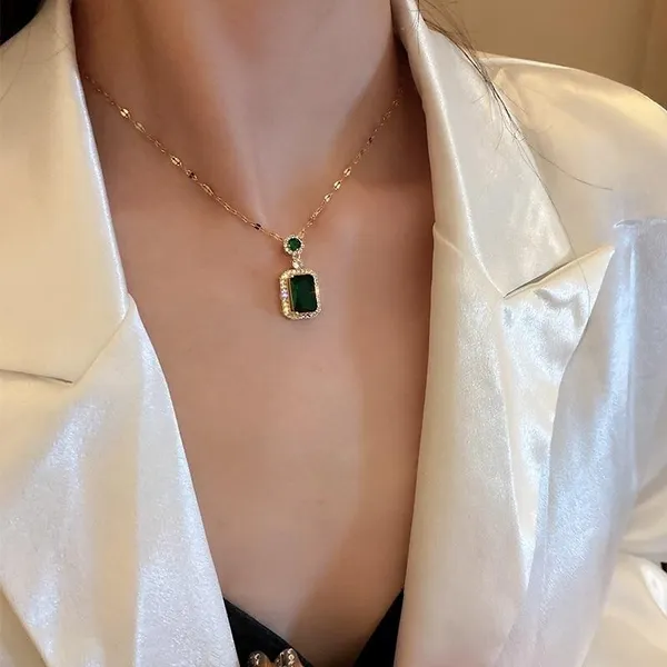 Green_Radiance_Stainless_Steel_Jewelry_Set_-_Necklace,_Ring_&_Earrings