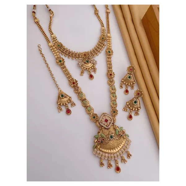 Rajawadi_Style_Gold_Plated_Necklace_Set_–_Elegant_Traditional_Jewellery_for_Women