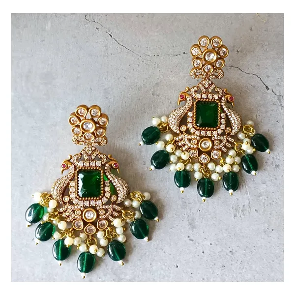 Exqusite_Luxury_Green_color_Long_Kundan_Necklace_in_Victorian_Polish_for_Women_&_Girls,_Bridal_Necklace,_Traditional_Jewellery