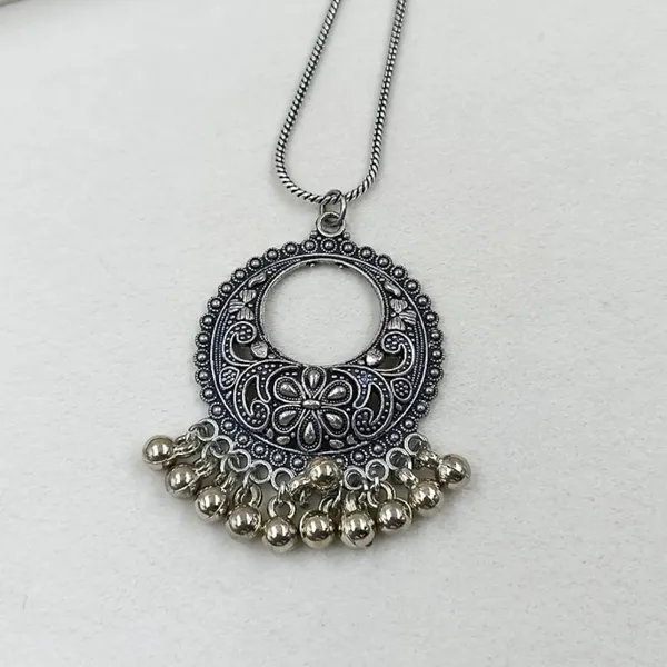 Chandbali_Style_Oxidized_Pendant_Chain_Set_for_Women_&_Girls,_Fashionable_stylish_trendy_traditional_jewellery