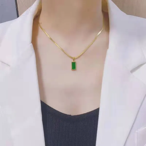 Luxury_Emerald_Zircon_Pendant_Set_–_Anti-Tarnish_Titanium_Steel