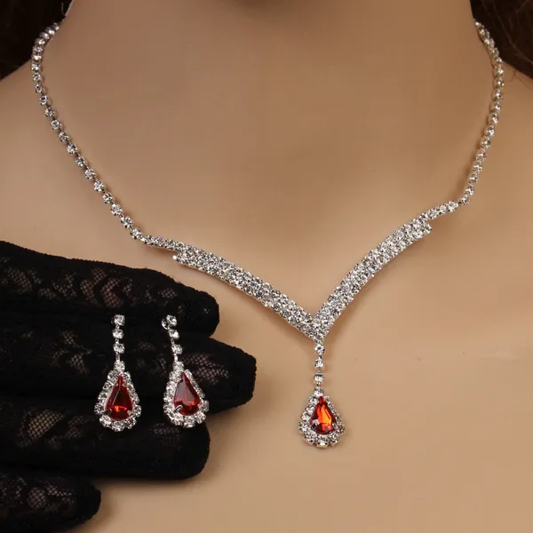 Red_&_Silver_Exquisite_Claw_Chain_Rhinestone_Jewelry_Set_With_Earring,_Fashion_Jewellery_Set_For_Women_&_Girls