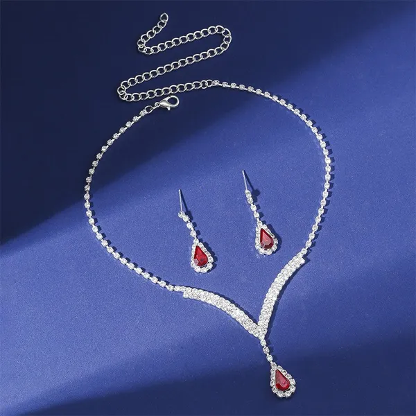 Red_&_Silver_Exquisite_Claw_Chain_Rhinestone_Jewelry_Set_With_Earring,_Fashion_Jewellery_Set_For_Women_&_Girls