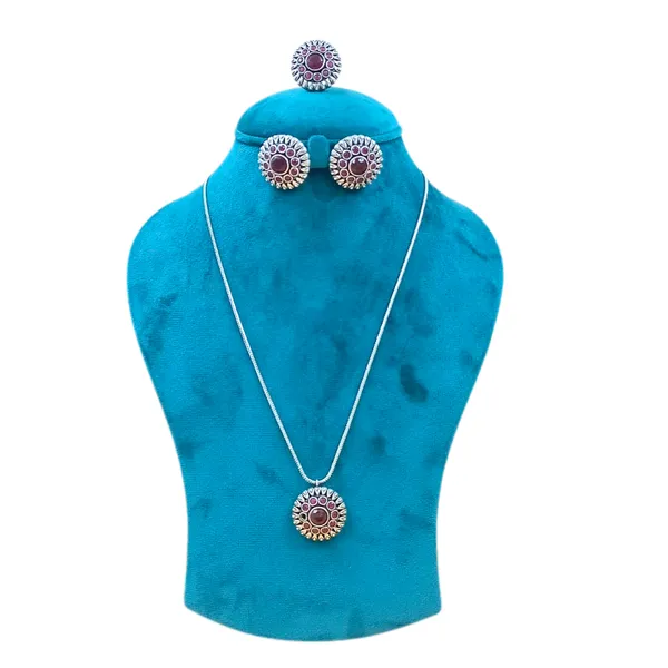 Red_Oxidised_Floral_Design_Pendant_Chain_Set_With_Maroon_Colour_Glass_Stone_For_Women_&_Girls