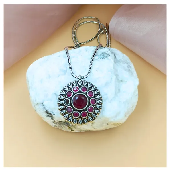 Red_Oxidised_Floral_Design_Pendant_Chain_Set_With_Maroon_Colour_Glass_Stone_For_Women_&_Girls